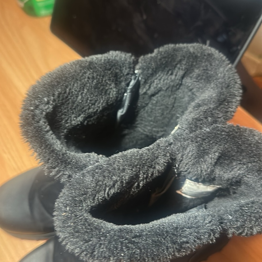 Totes Black Faux Leather Winter/ Rain Boots - Picture 3 of 3